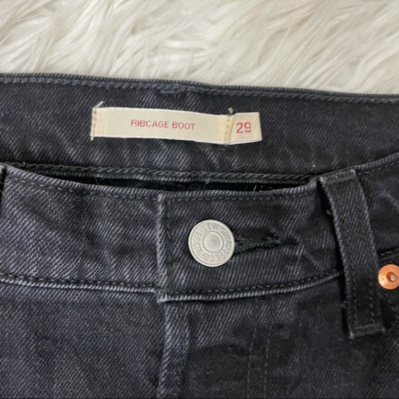 levis ribcage bootcut jeans
